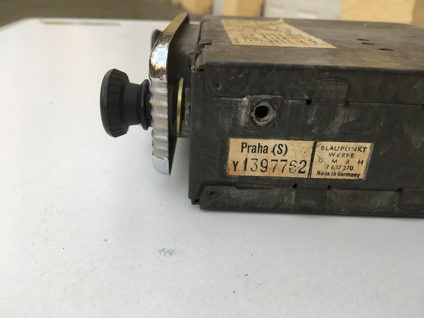 26 Autorádio Blaupunkt Praha