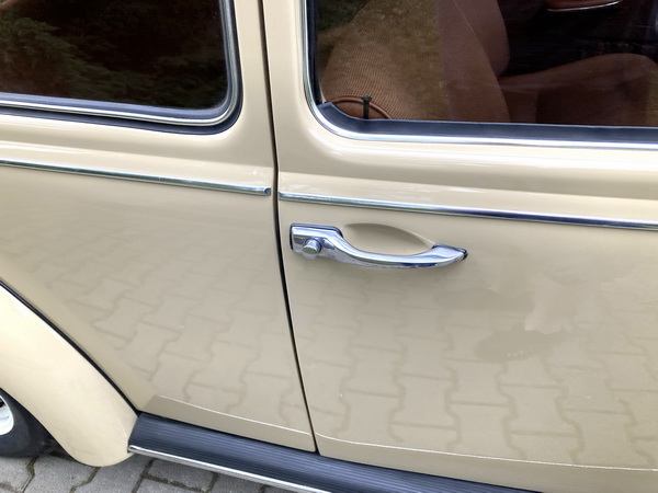 Klika spolujezdce bez zámku